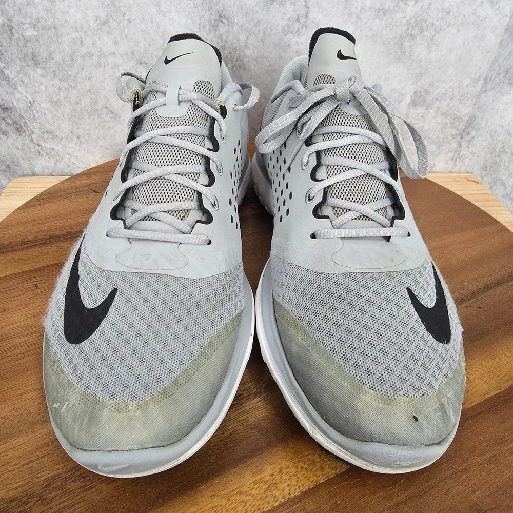 Nike Mens FS Lite Run 2 Running Shoes Mens 10 Gray Black  Sneakers 685266-011‎